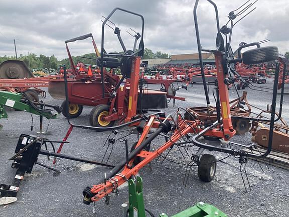 Image of Kubota TE4052T Image 0