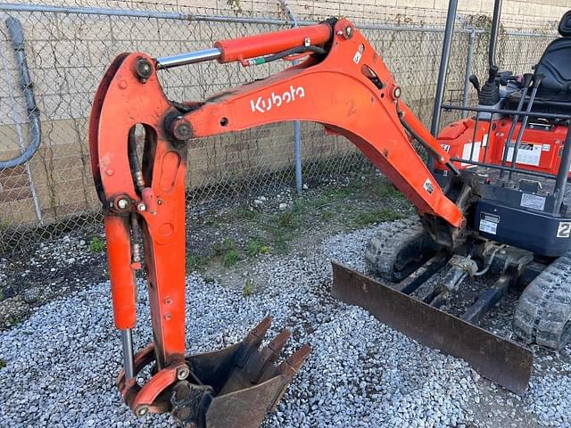 Image of Kubota U17 equipment image 3