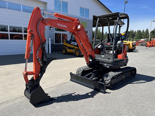 Image of Kubota U25 equipment image 1