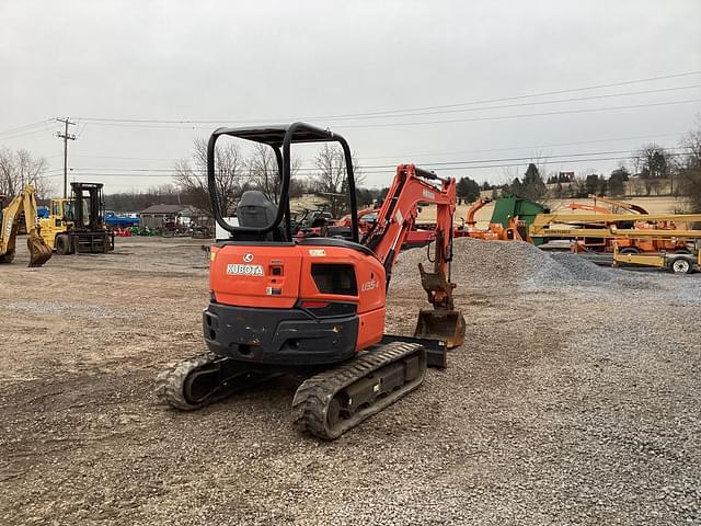 Image of Kubota U35-4 equipment image 4