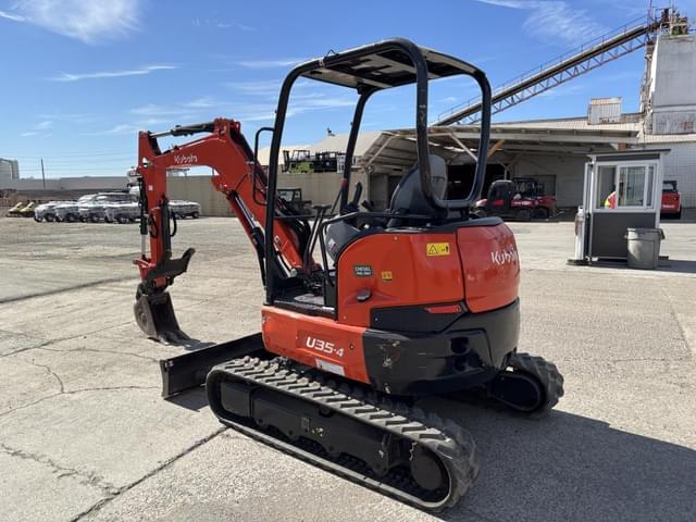 Image of Kubota U35-4 equipment image 3