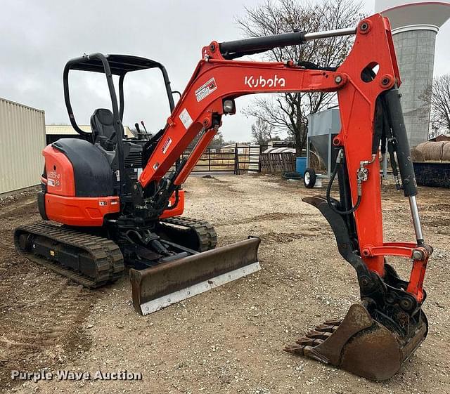 Image of Kubota U35-4 equipment image 2