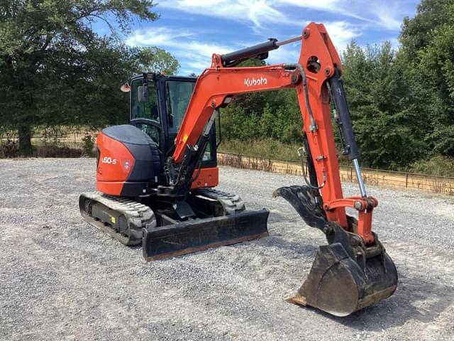 Image of Kubota U50-5 equipment image 2