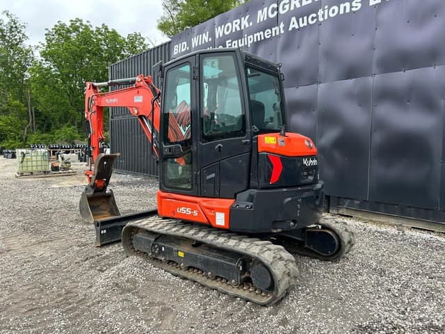 Image of Kubota U55-5 equipment image 1