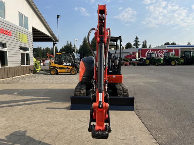 Image of Kubota U55-5R1A equipment image 2