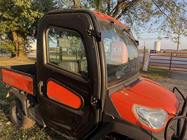 Image of Kubota RTV-X1100C equipment image 2