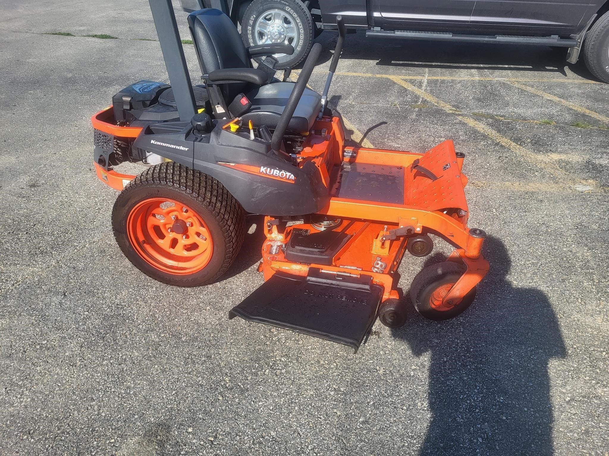 2021 Kubota Z121S Equipment Image0