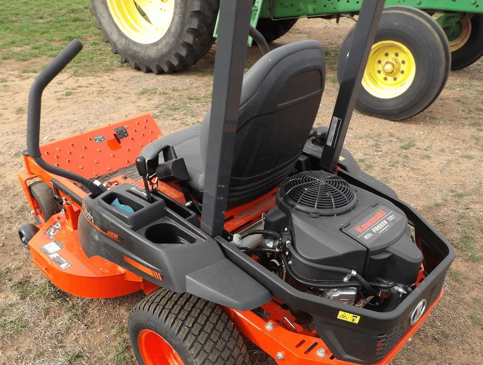 Tractor Zoom 2021 Kubota Z231