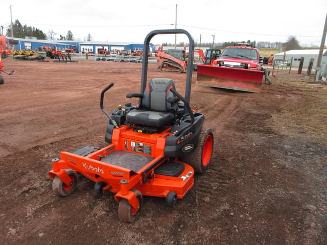 Image of Kubota Z231 equipment image 4