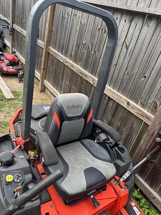 Image of Kubota Z231 equipment image 3