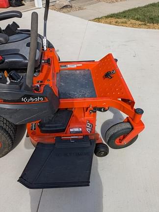 Image of Kubota Z231 equipment image 4