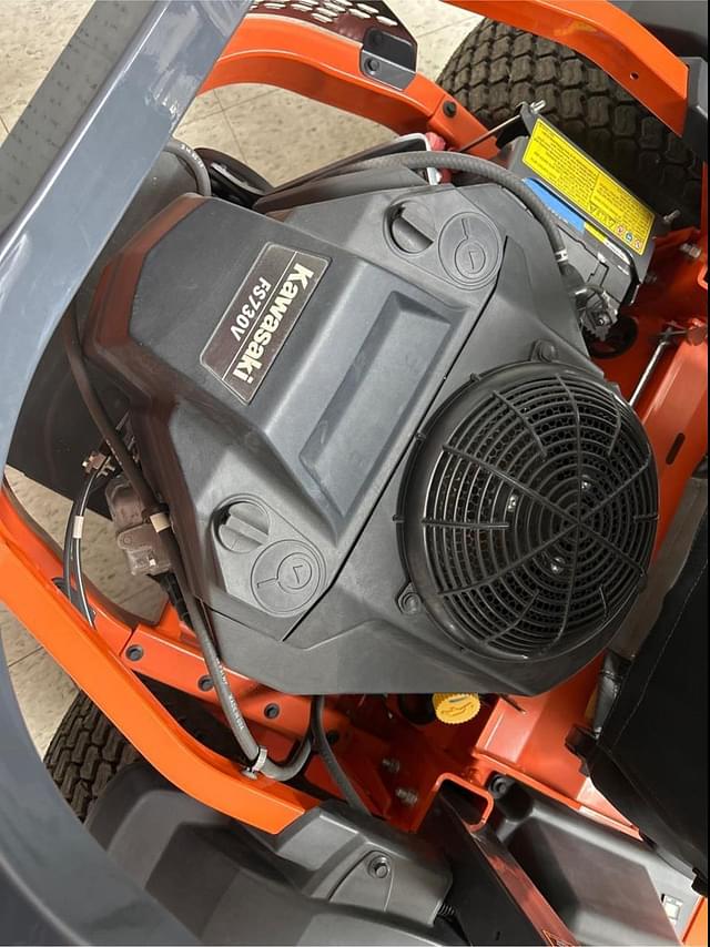 Image of Kubota Z421 equipment image 3