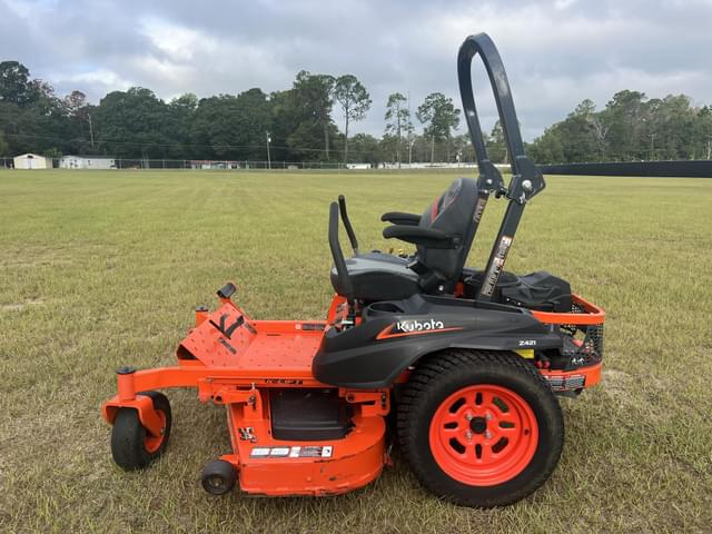 Image of Kubota Z421 equipment image 2
