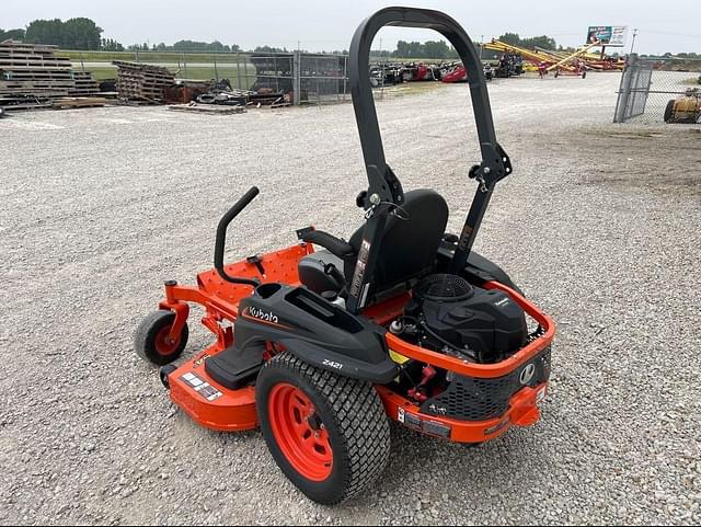 Image of Kubota Z421 equipment image 3