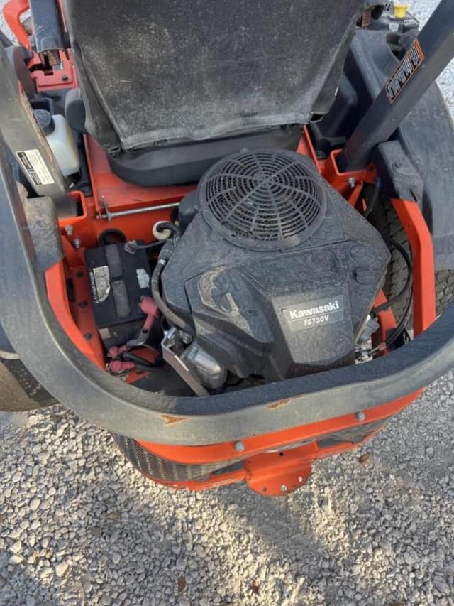 Image of Kubota Z422 equipment image 2