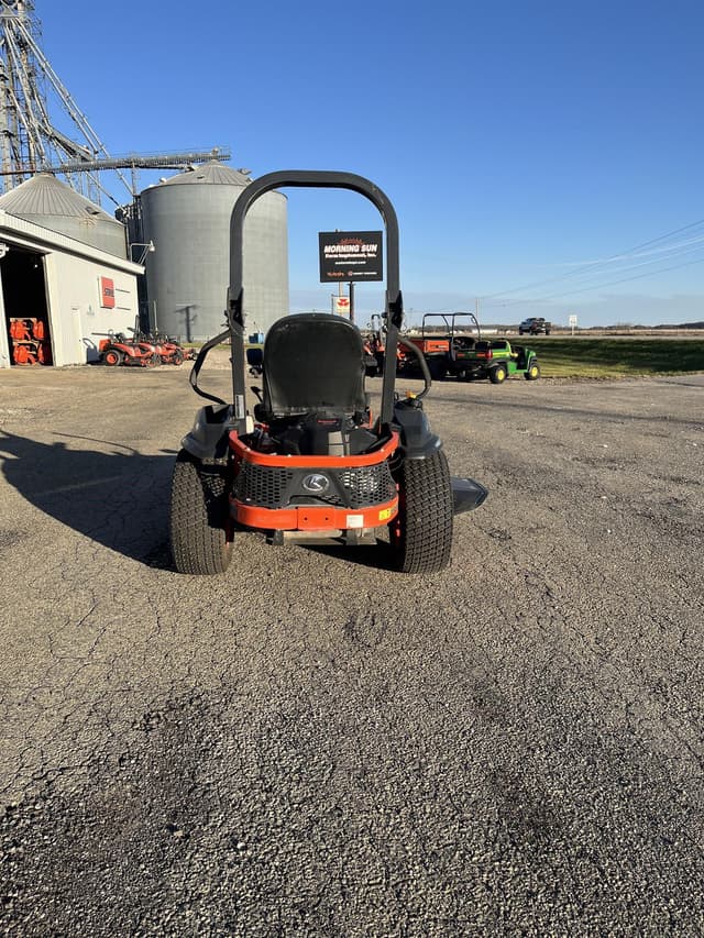 Image of Kubota Z422 equipment image 3