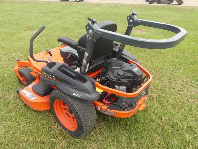 Image of Kubota Z422 equipment image 3