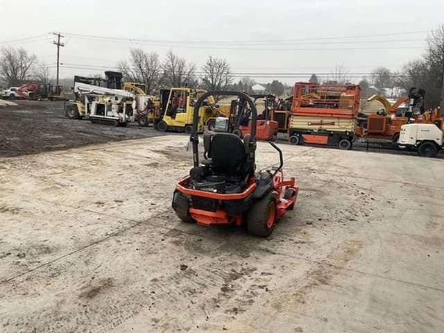 Image of Kubota Z724 equipment image 3