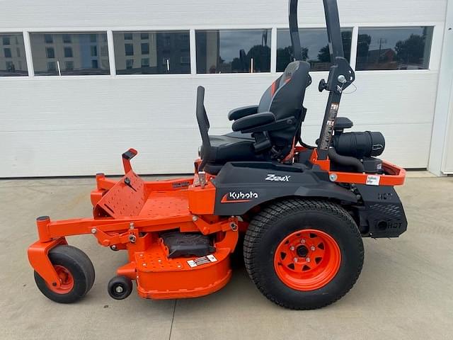 Image of Kubota Z724X equipment image 2