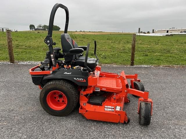 Image of Kubota Z726XKW equipment image 2