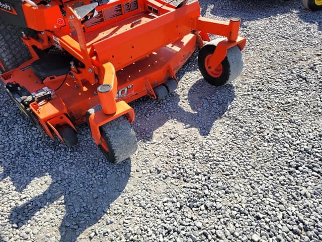 Image of Kubota Z781i equipment image 2