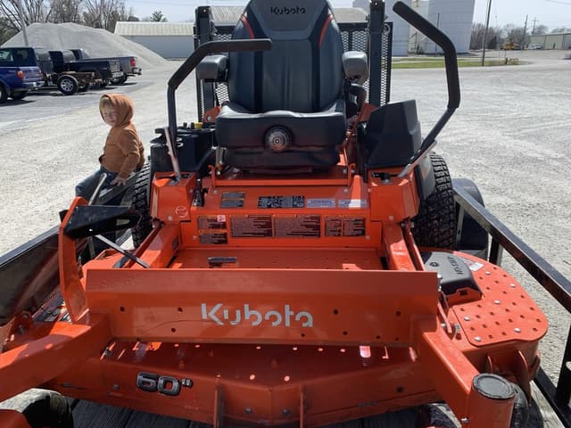 Image of Kubota Z781KWTI-60 equipment image 3