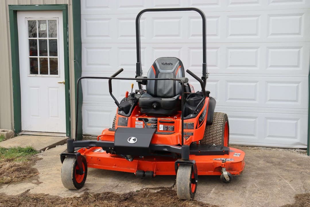 Image of Kubota ZD1211 Primary image