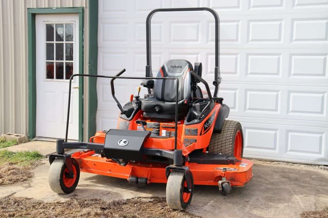 Image of Kubota ZD1211 equipment image 1