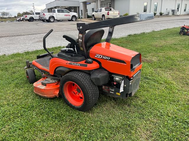 Image of Kubota ZD1011 equipment image 4