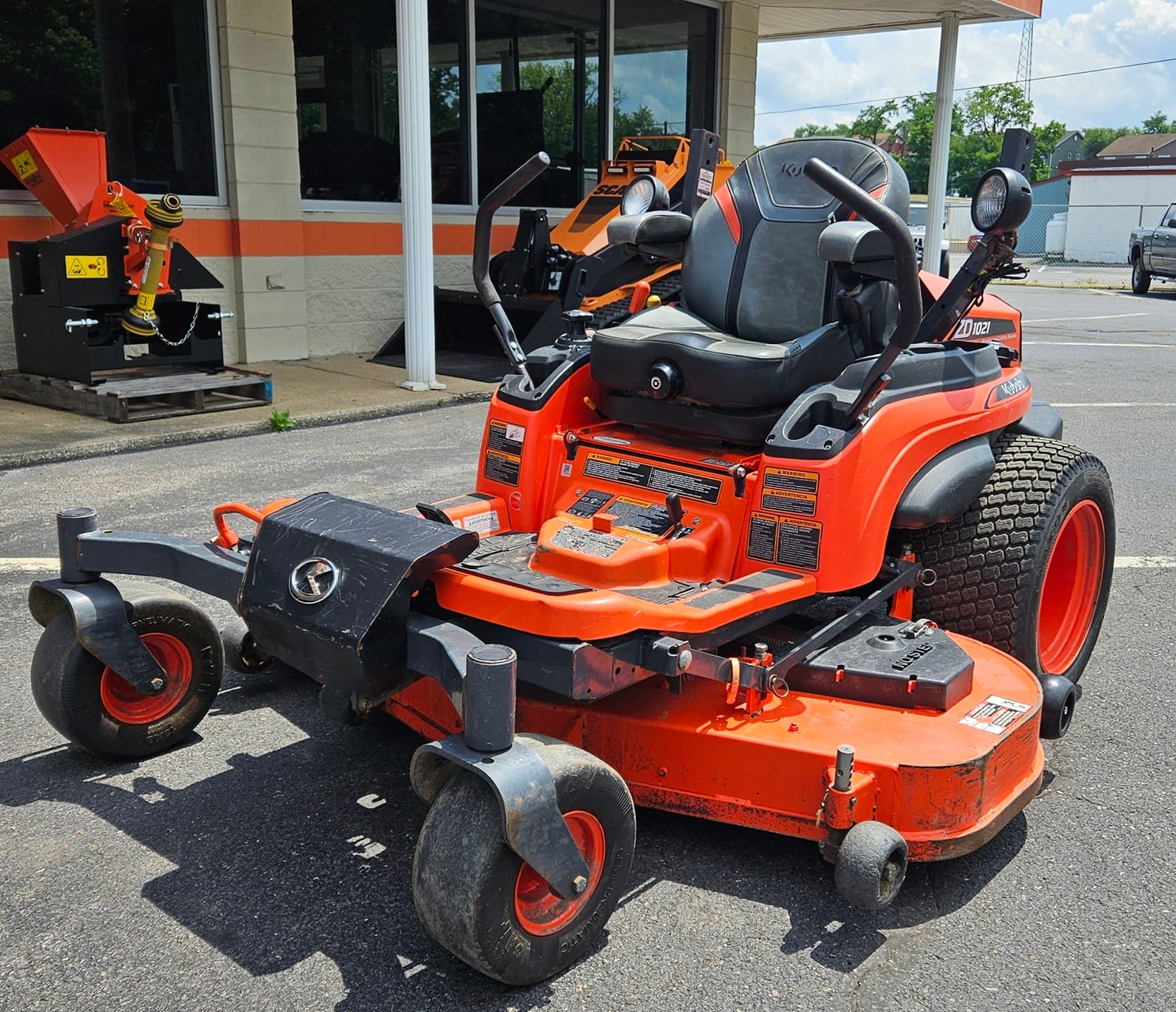 2021 Kubota ZD1021 Equipment Image0