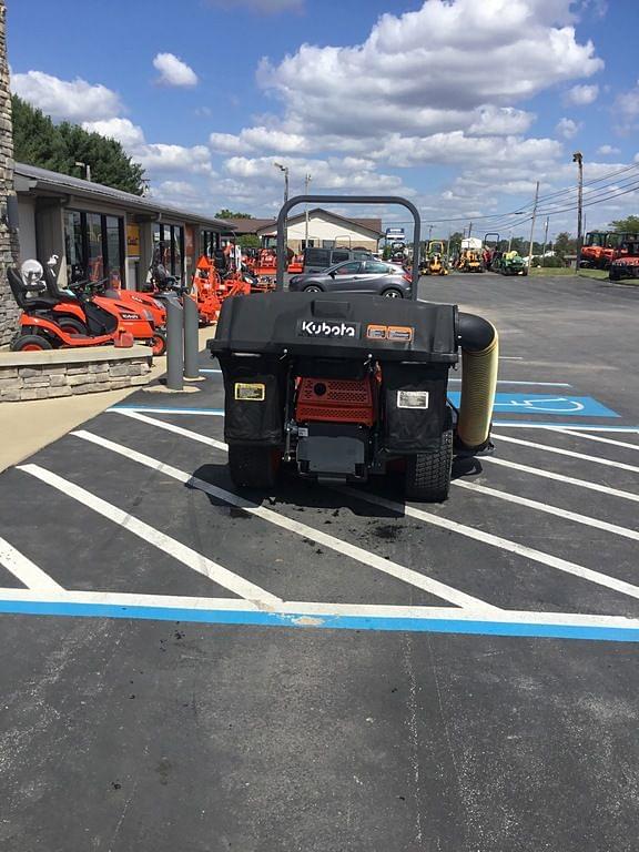 Image of Kubota ZD1211-60 equipment image 1