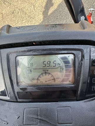 Image of Kubota ZD1211 equipment image 4