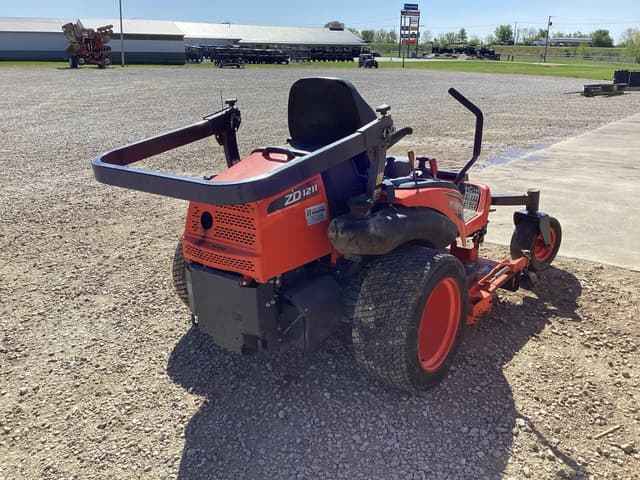 Image of Kubota ZD1211 equipment image 2