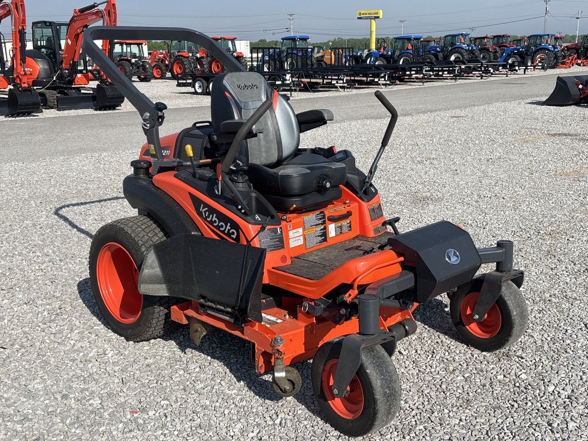 2021 Kubota ZD1211 Equipment Image0