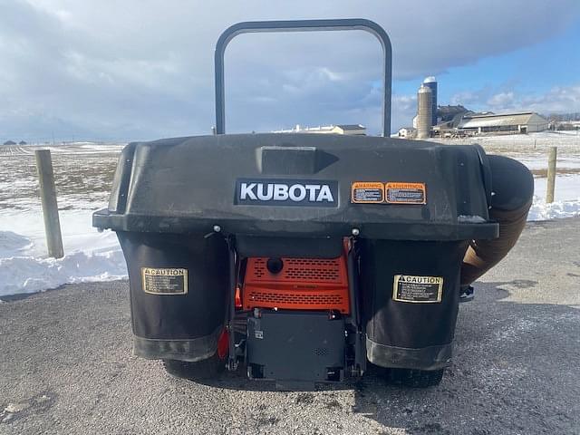 Image of Kubota ZD1211L Image 1