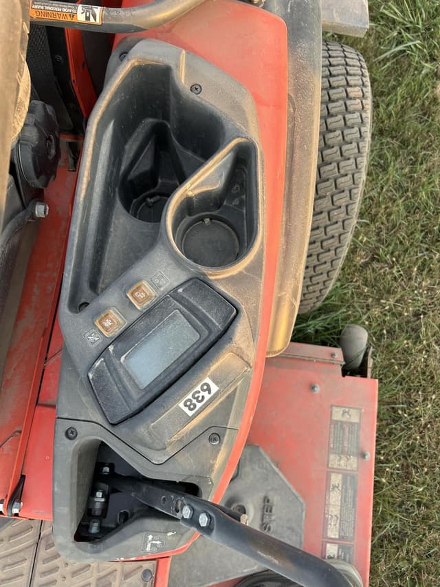 Image of Kubota ZD1511 equipment image 4