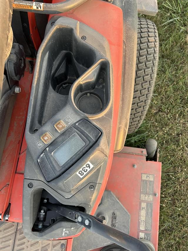 Image of Kubota ZD1511LF equipment image 4