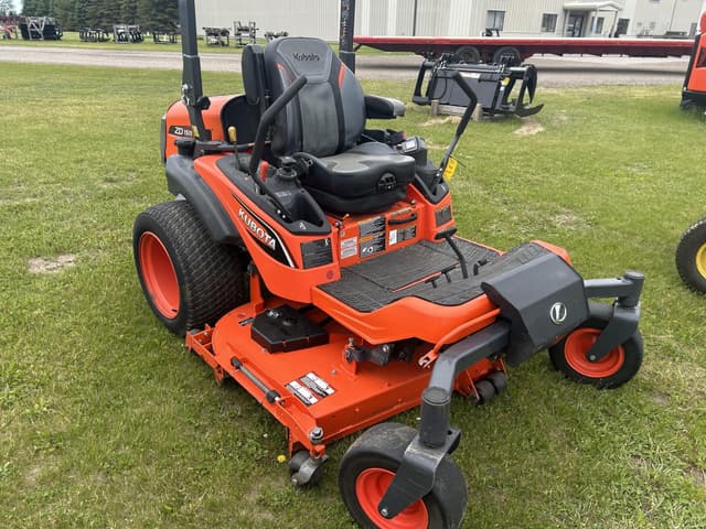 Image of Kubota ZD1511LF equipment image 4