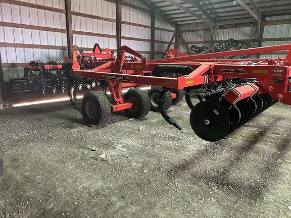 Image of Kuhn Krause Dominator 4860 equipment image 2