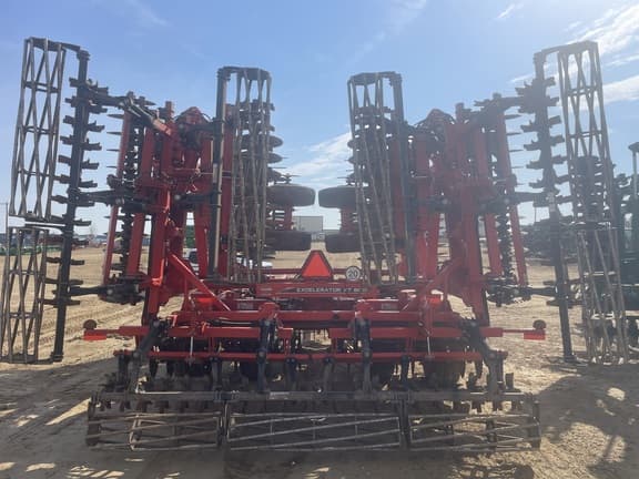 Image of Kuhn Excelerator XT 8010 equipment image 3