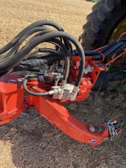 Image of Kuhn Merge-Maxx 950 equipment image 1