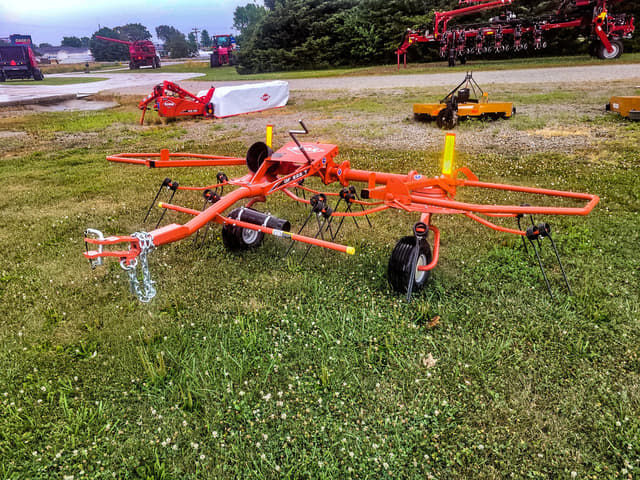 Image of Kuhn GF222T equipment image 1