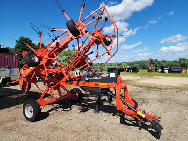 Image of Kuhn GF7802T GII equipment image 2