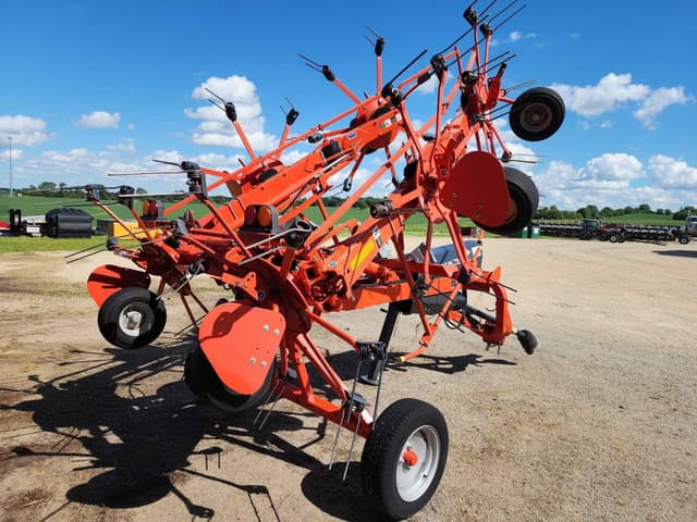 Image of Kuhn GF7802T GII equipment image 4