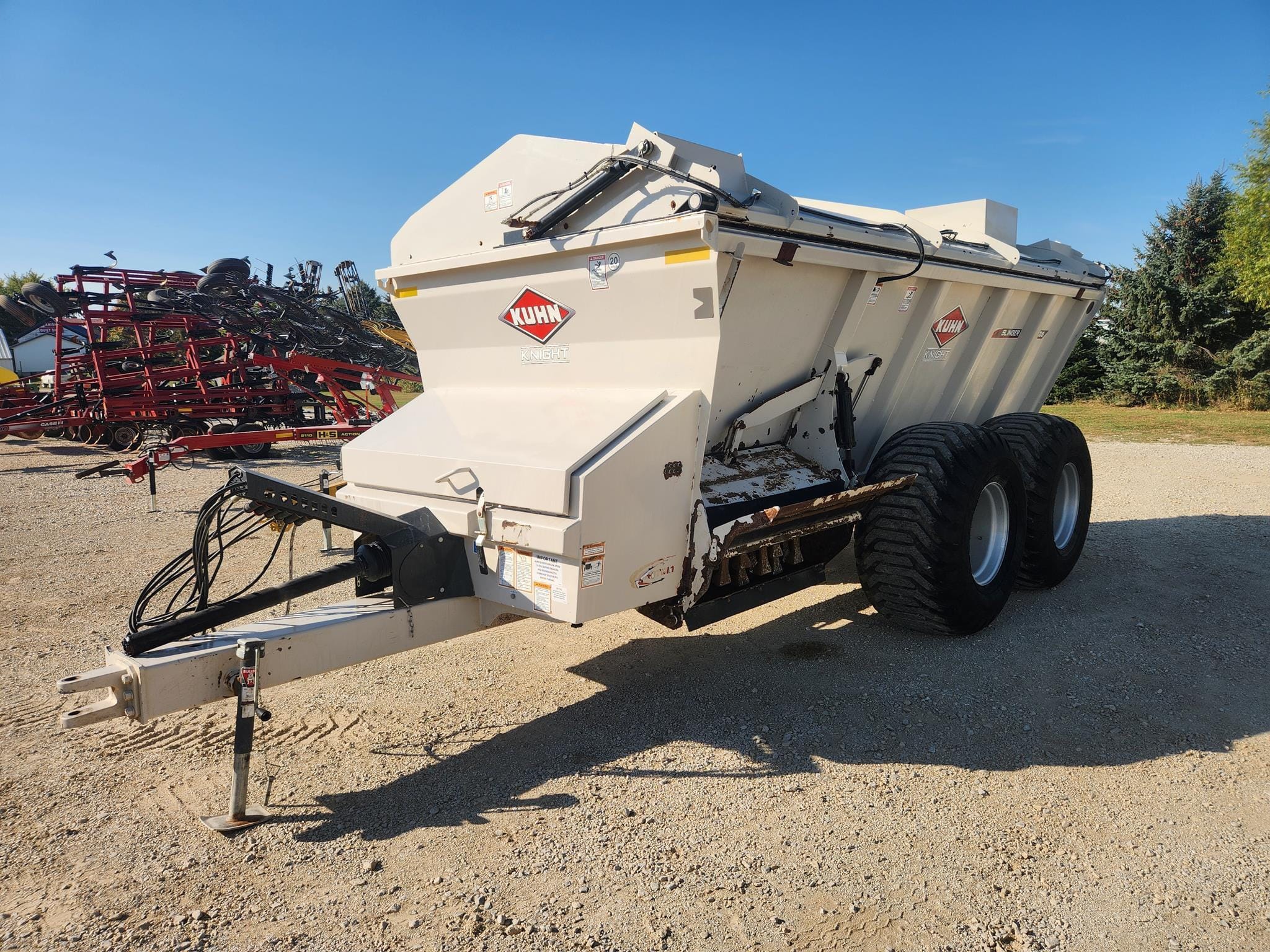 2021 Kuhn Knight SLC126 Equipment Image0