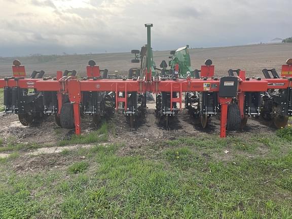 Image of Kuhn Krause Gladiator 1205 equipment image 1
