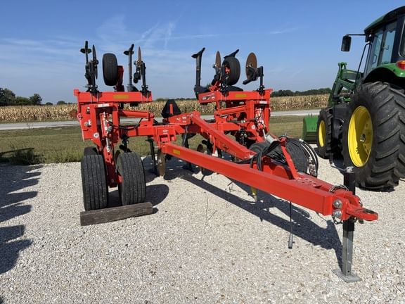 2021 Kuhn Krause 4830 Equipment Image0