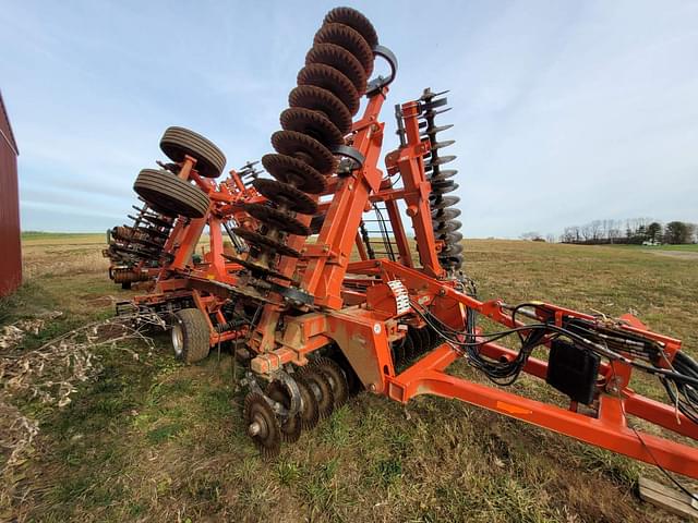 Image of Kuhn Krause Excelerator XT 8010 equipment image 3