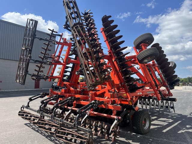 Image of Kuhn Krause Interceptor 8050-30 equipment image 2