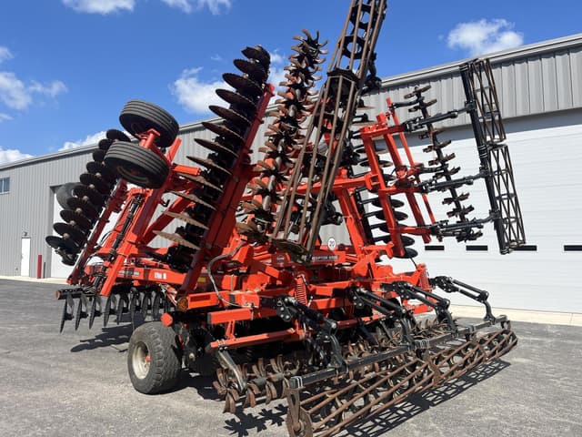 Image of Kuhn Krause Interceptor 8050-30 equipment image 3